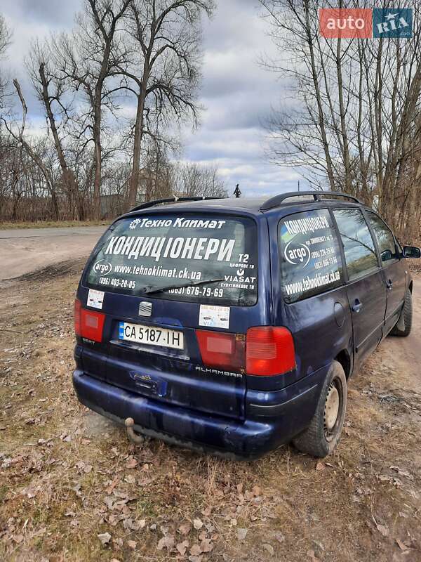 Минивэн SEAT Alhambra 2000 в Черкассах