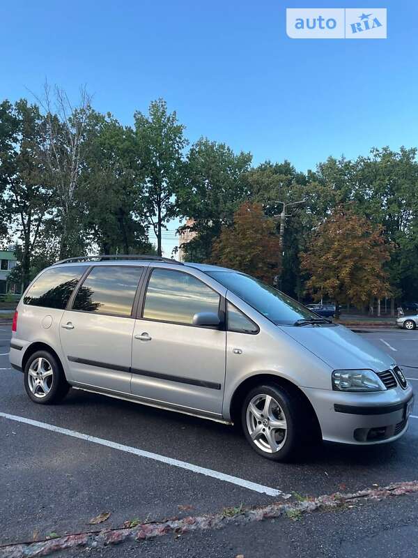 Минивэн SEAT Alhambra 2002 в Виннице