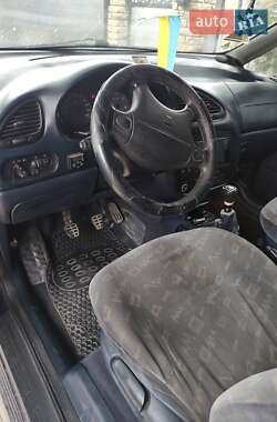 Мінівен SEAT Alhambra 2000 в Кельменцях