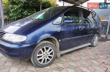 Мінівен SEAT Alhambra 2000 в Кельменцях
