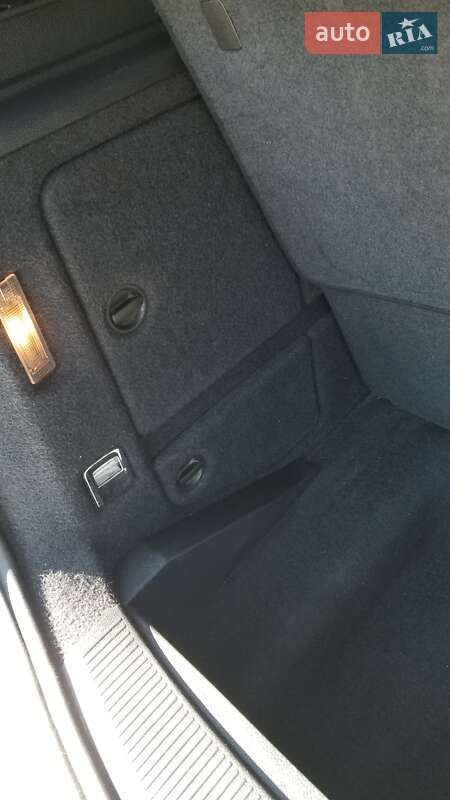 Минивэн SEAT Alhambra 2013 в Львове