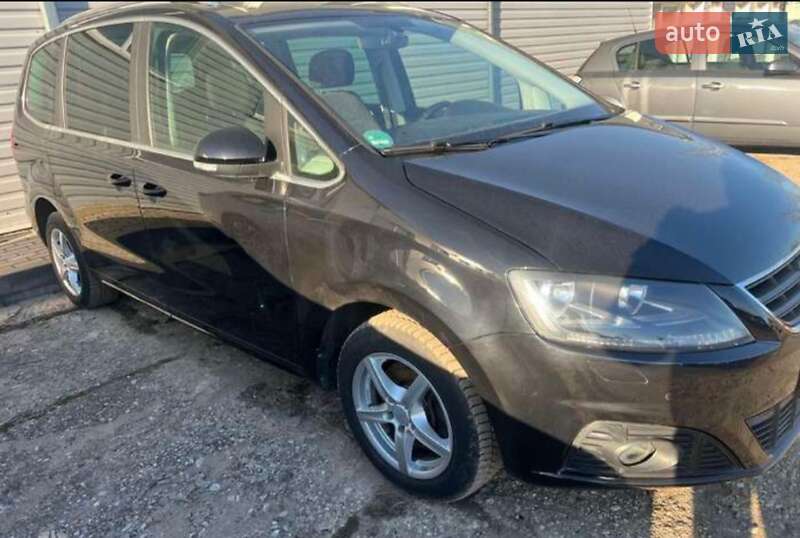 Мінівен SEAT Alhambra 2015 в Звягелі