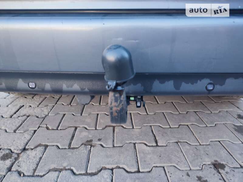 Мінівен SEAT Alhambra 2009 в Чернівцях