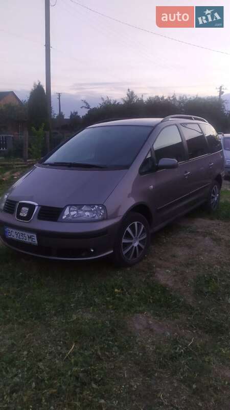 Минивэн SEAT Alhambra 2007 в Каменке-Бугской