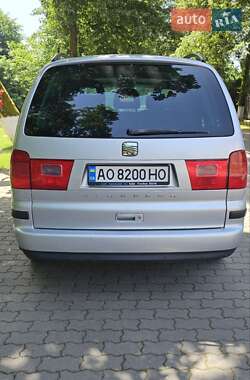 Минивэн SEAT Alhambra 2009 в 