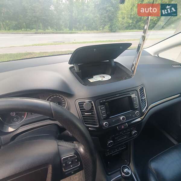 Минивэн SEAT Alhambra 2011 в Хмельницком