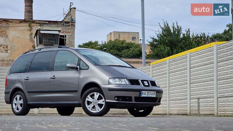 Мінівен SEAT Alhambra 2008 в Одесі