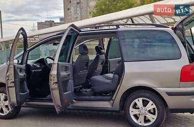 Минивэн SEAT Alhambra 2008 в 