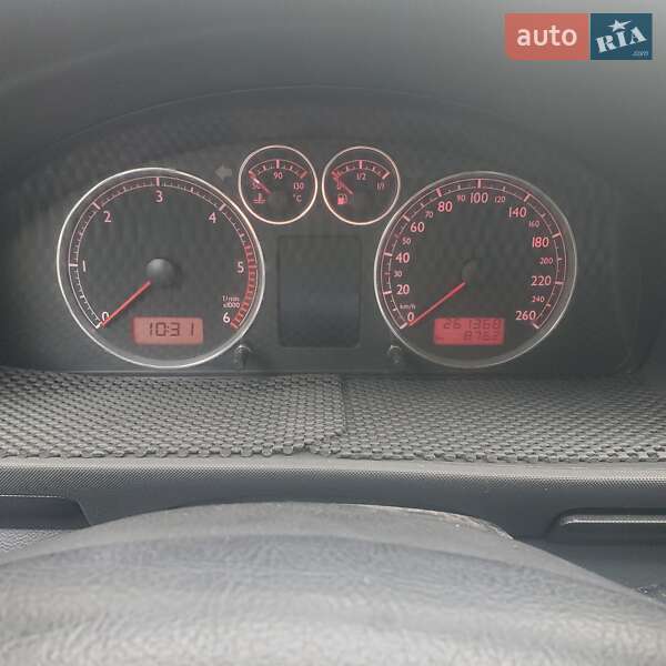 Минивэн SEAT Alhambra 2007 в Ровно