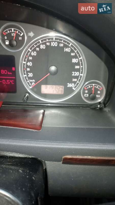 Минивэн SEAT Alhambra 2003 в Любешове