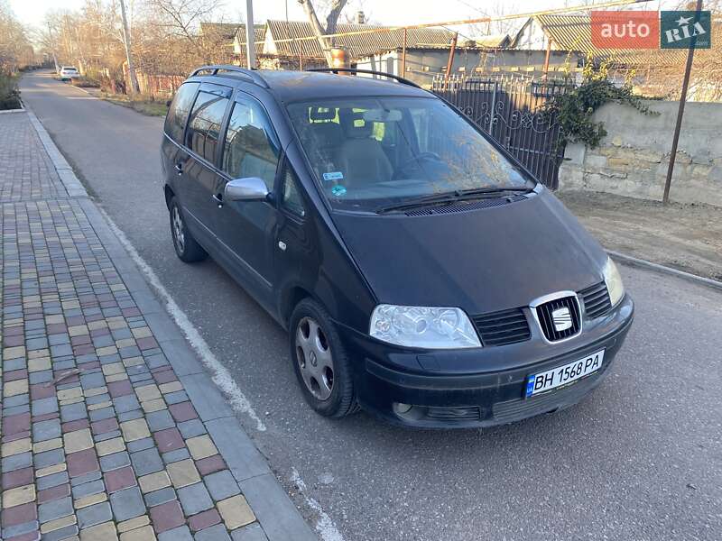 Минивэн SEAT Alhambra 2003 в Одессе