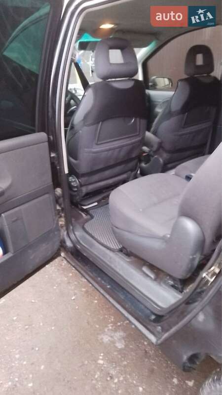 Минивэн SEAT Alhambra 2003 в Великом Березном