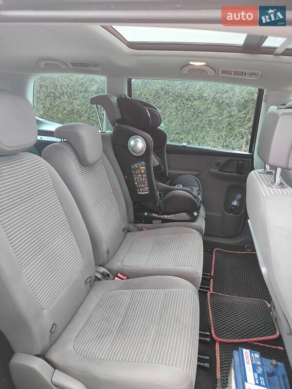 Минивэн SEAT Alhambra 2012 в Березовке