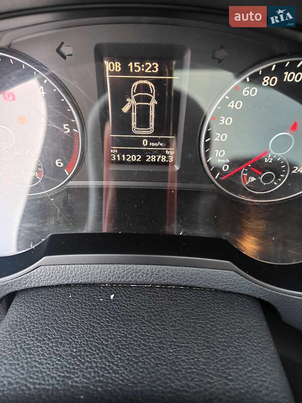 Минивэн SEAT Alhambra 2012 в Березовке