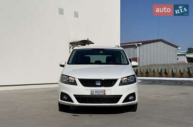 Минивэн SEAT Alhambra 2013 в Луцке