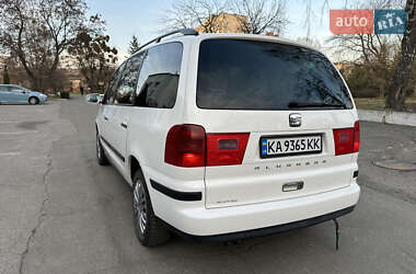 Минивэн SEAT Alhambra 2009 в 