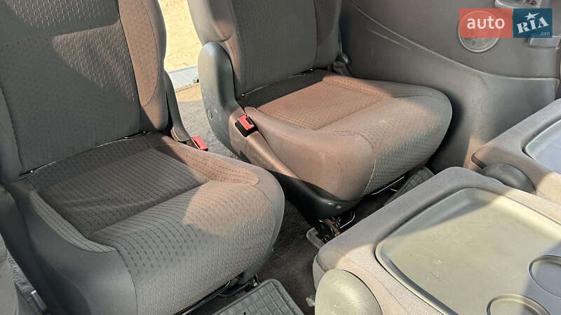 Минивэн SEAT Alhambra 2001 в Нововолынске