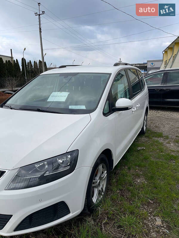 Минивэн SEAT Alhambra 2011 в Тячеве