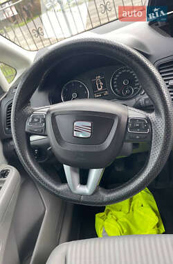 Минивэн SEAT Alhambra 2011 в 