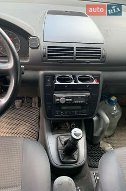 Минивэн SEAT Alhambra 2001 в 