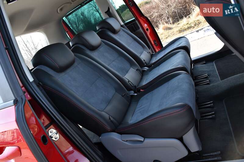 Минивэн SEAT Alhambra 2014 в Дрогобыче