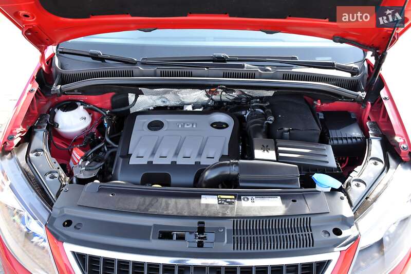 Минивэн SEAT Alhambra 2014 в Дрогобыче