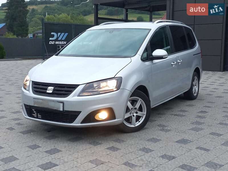 Минивэн SEAT Alhambra 2010 в Нижних Воротах