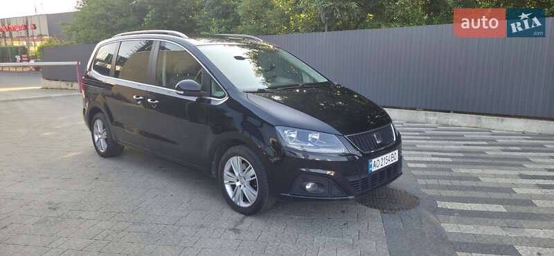 Минивэн SEAT Alhambra 2011 в Ужгороде
