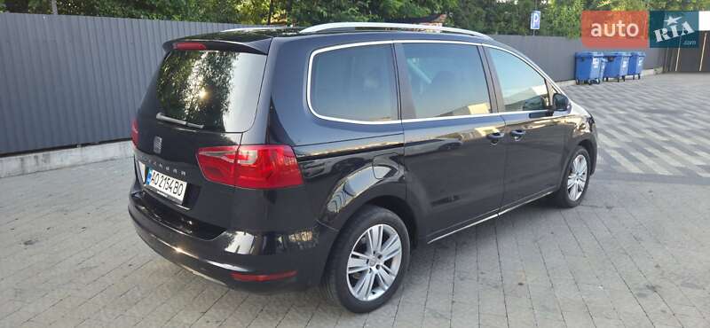 Минивэн SEAT Alhambra 2011 в Ужгороде