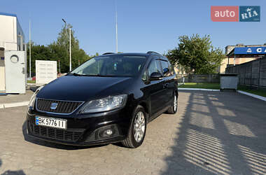 Минивэн SEAT Alhambra 2011 в 