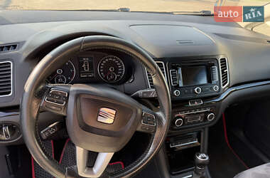 Минивэн SEAT Alhambra 2011 в 