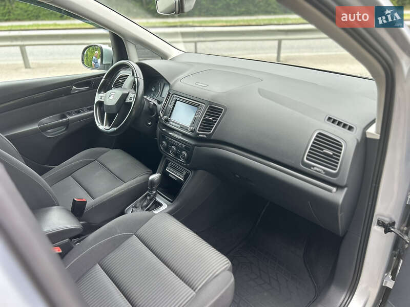 Минивэн SEAT Alhambra 2016 в Днепре