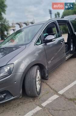 Минивэн SEAT Alhambra 2012 в 