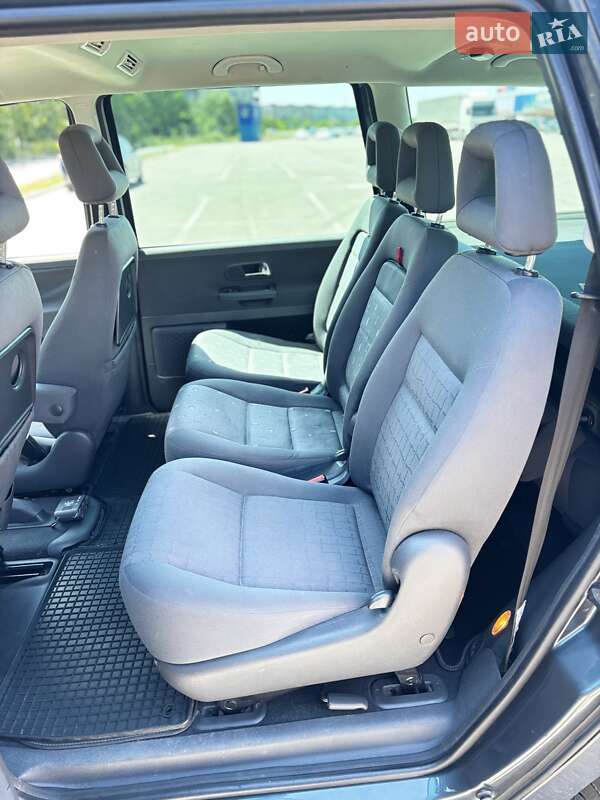 Мінівен SEAT Alhambra 2008 в Кропивницькому