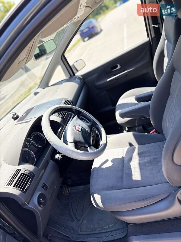 Мінівен SEAT Alhambra 2008 в Кропивницькому