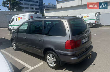 Минивэн SEAT Alhambra 2006 в 