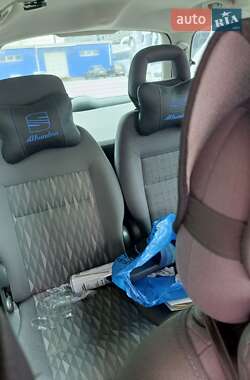 Минивэн SEAT Alhambra 2003 в 