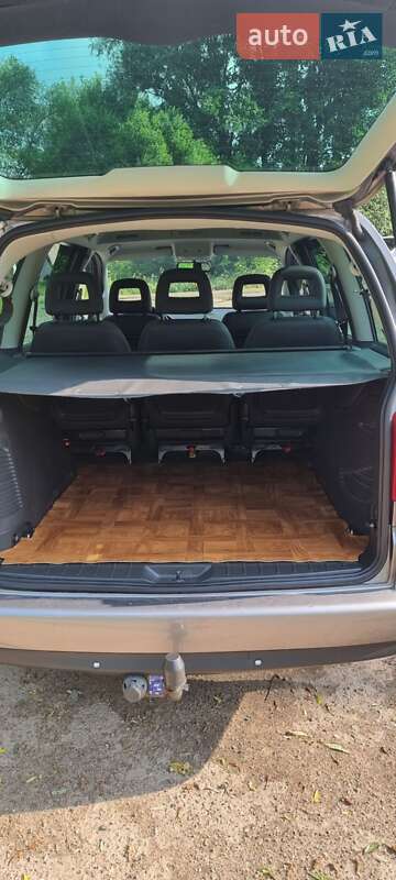 Минивэн SEAT Alhambra 2007 в Городке
