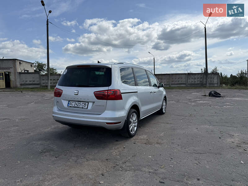 Минивэн SEAT Alhambra 2011 в Луцке