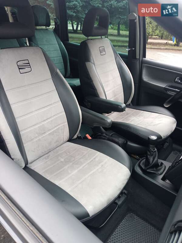 Минивэн SEAT Alhambra 2007 в Вознесенске