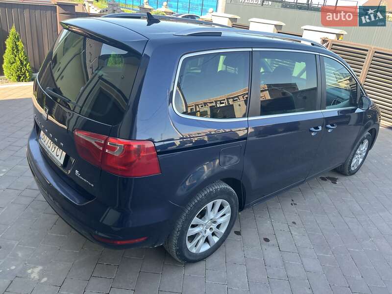 Минивэн SEAT Alhambra 2012 в Черновцах
