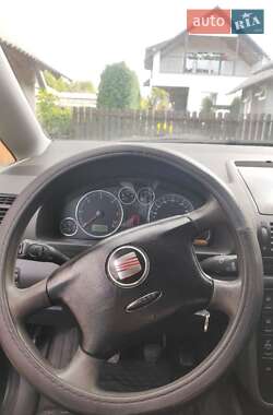 Минивэн SEAT Alhambra 2006 в 