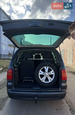 Минивэн SEAT Alhambra 2008 в 