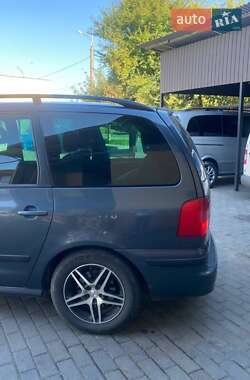 Минивэн SEAT Alhambra 2007 в 