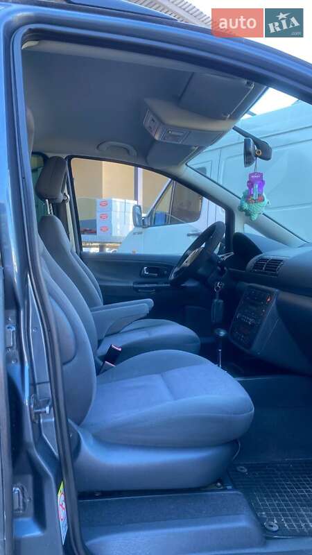 Минивэн SEAT Alhambra 2007 в Черновцах