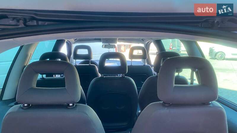 Минивэн SEAT Alhambra 2007 в Черновцах