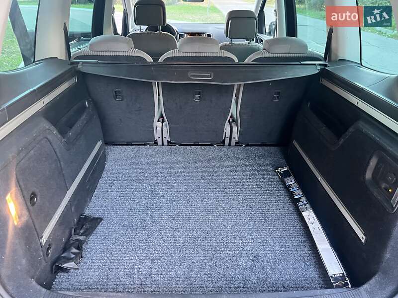 Мінівен SEAT Alhambra 2016 в Києві фото 26 Мінівен SEAT Alhambra 2016 в Києві