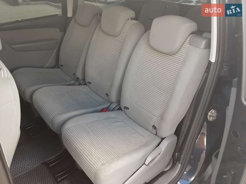 Минивэн SEAT Alhambra 2014 в Львове