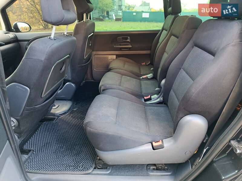 Минивэн SEAT Alhambra 2010 в Кременчуге