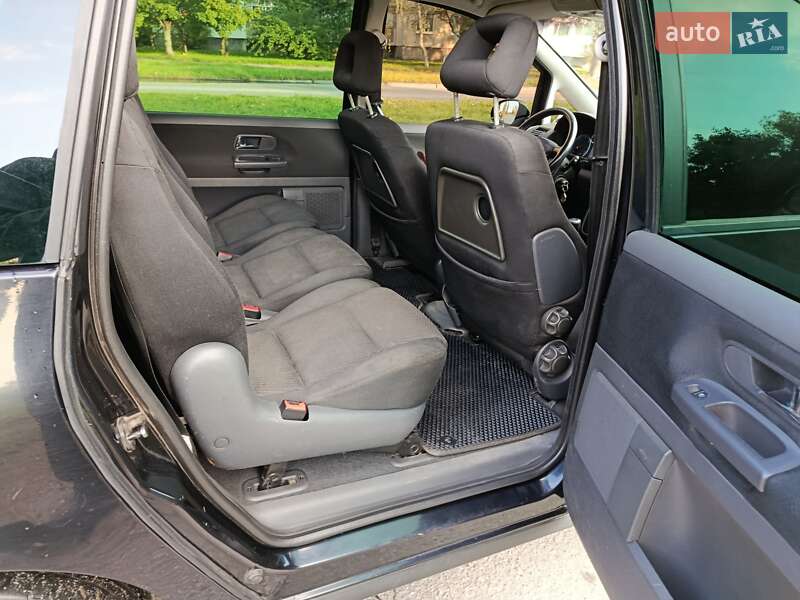 Минивэн SEAT Alhambra 2010 в Кременчуге